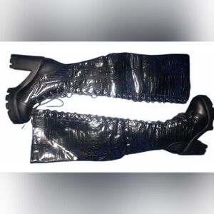 GLOSS "Nocturne Stride"  Black Over-the-Knee Lace-Up Boots